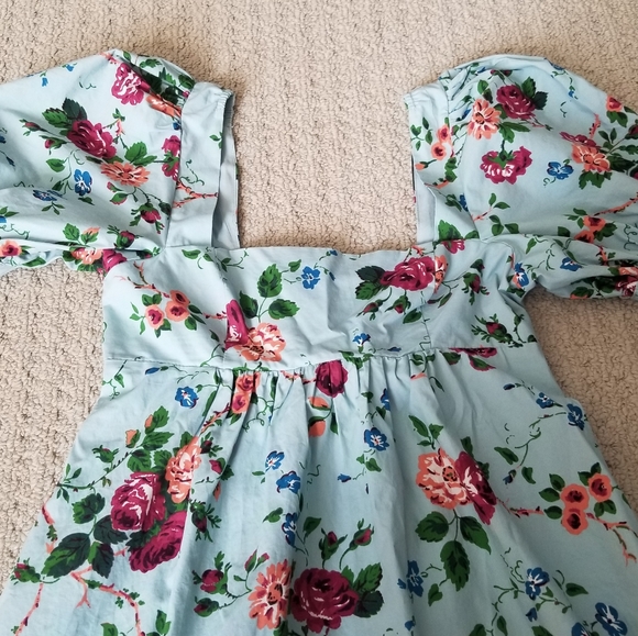 COPY - Laura Ashley x UO Penelope dress - Picture 4 of 7